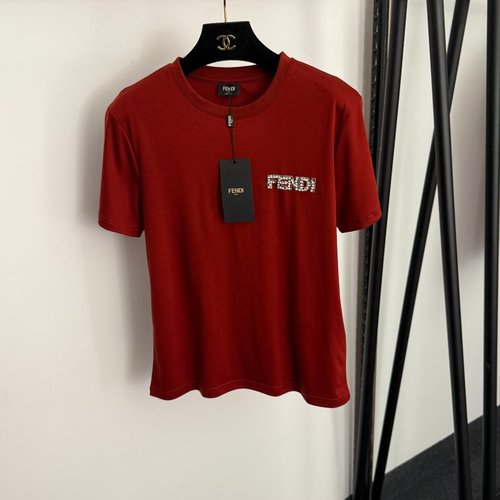 Fendi Short-Sleeve T-Shirt with Studded Logo in Red