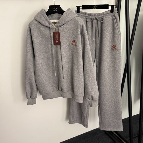 Loro Piana Sportswear Set with Logo Embroidery and Fleece Lining