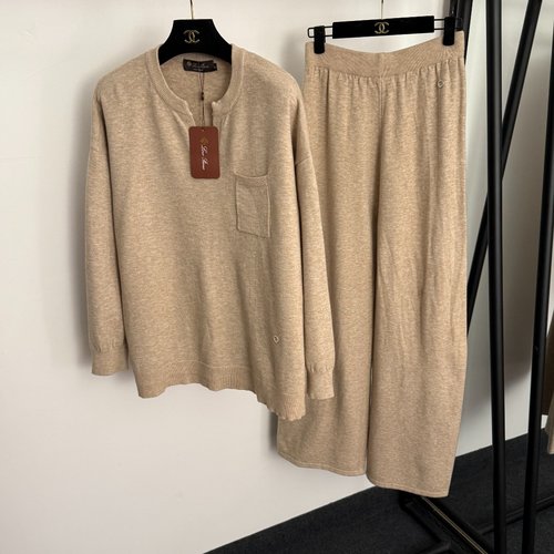 Loro Piana Apricot and Khaki Metal Ring Decorated Knit Set