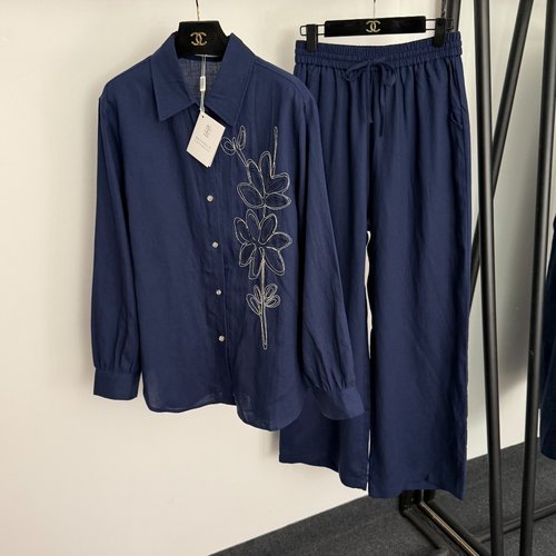 Loewe Homey Linen Casual Suit with Leaf Patch & Bead Chain