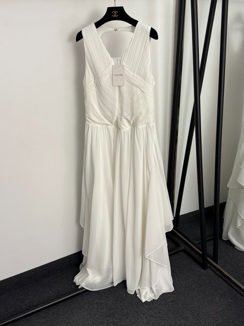 Valentino New Irregular Lotus Leaf Swing Waist-Contracted Vest Dress in Three Colors