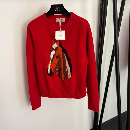 Hermes Horse Head Embroidery Pullover Long Sleeve Wool Knit Sweater in Red