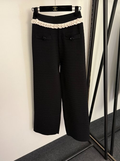 Miu Miu Ruffled Color-Blocked High-Waist Knit Pants