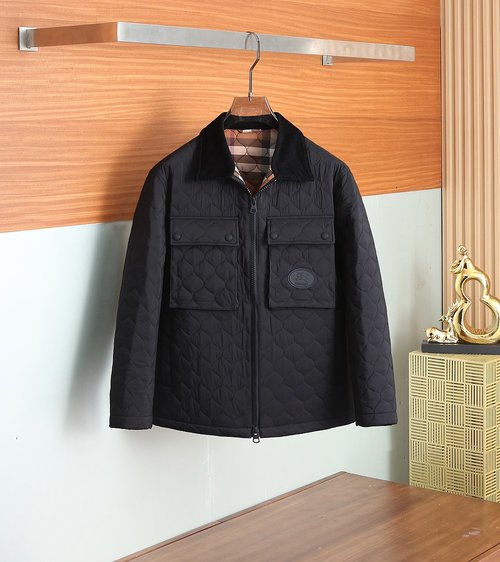 Burberry Checked Cotton Jacket, Anti-scratch and Stylish