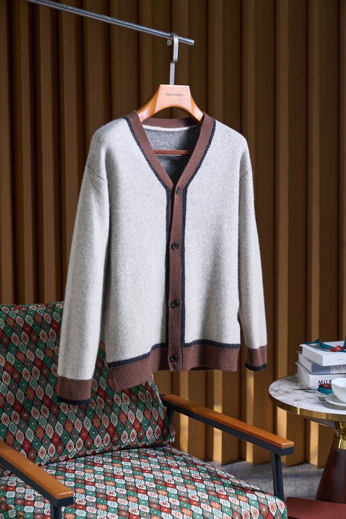 Loro Piana V-Neck Cashmere Cardigan with Contrast Placket