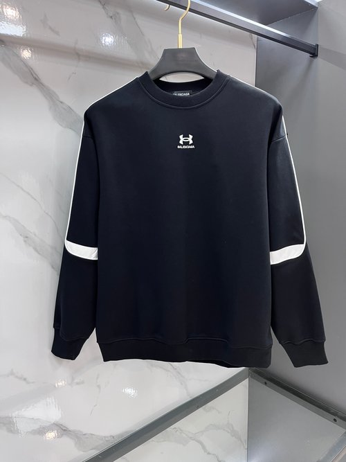Balenciaga Classic Logo Long - Sleeve Sweatshirt