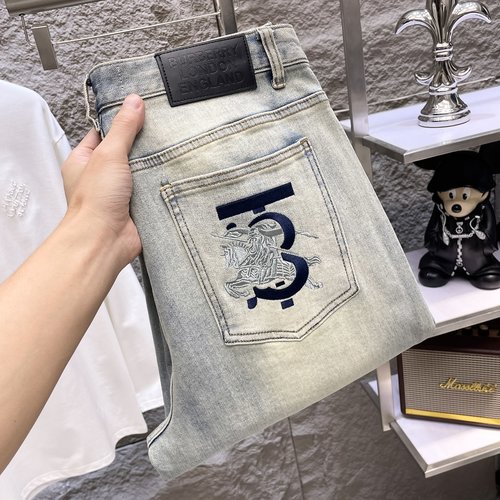 Burberry Exclusive Soft-Touch Heavy Stitch Denim Jeans