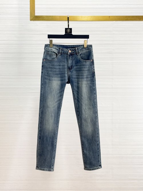 Loewe High-elasticity Washable Jeans with Great Fit