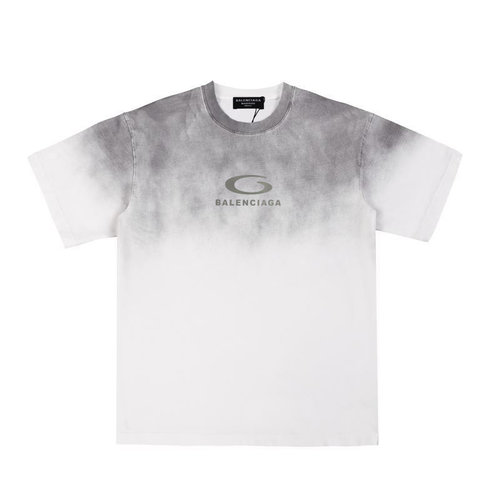 Balenciaga Timeless Cotton Tee with Eye-catching Print & Comfortable Fit