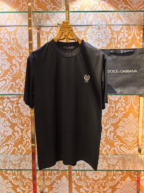 Dolce & Gabbana Soft Cotton T-Shirt with Collar Embroidery