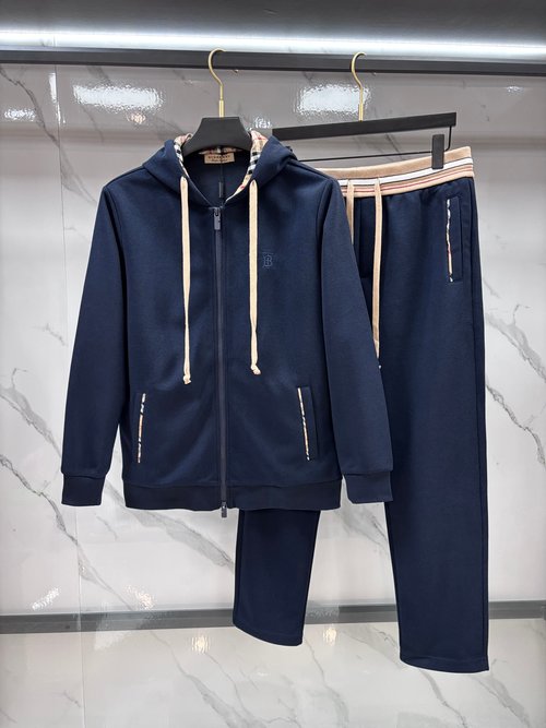 Burberry Breathable Sporty Suit Eligible for Post - holiday Return