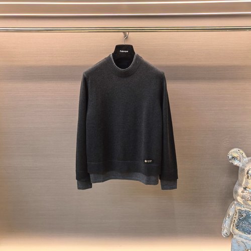 Prada Cashmere Blend Pullover Sweater in Gray
