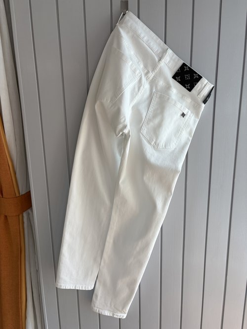 Louis Vuitton High-Quality Jeans with Exceptional Comfort and Fit
