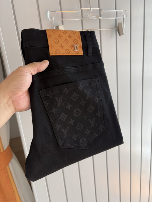 Louis Vuitton Premium Jeans with Soft Handfeel and Good Fit