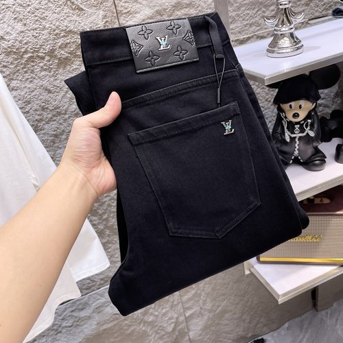 Louis Vuitton High-elastic Jeans with Premium Wash and Great Fit