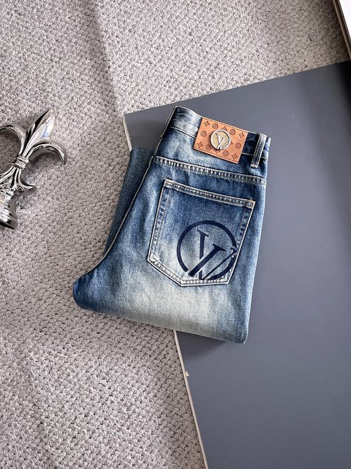 Louis Vuitton High-elasticity Breathable Jeans with Fine Details