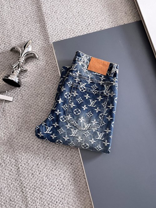 Louis Vuitton High-elasticity Breathable Jeans with Fine Details