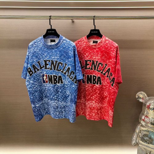 Balenciaga NBA Collaboration T-Shirt with an Attention-grabbing Design