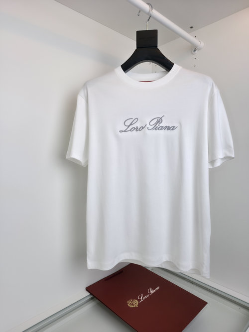 Loro Piana Versatile Classic Elegant Embroidered Round Neck Tee