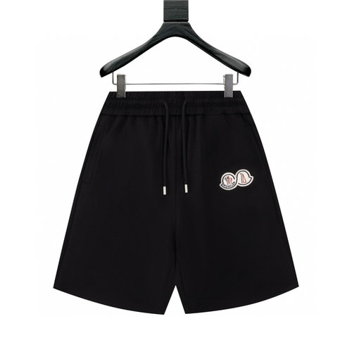 Moncler Casual Sports Shorts Featuring Soft Fabric
