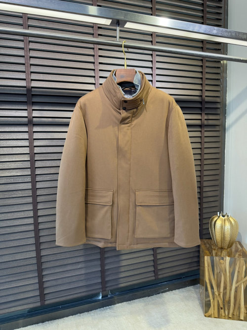 Zegna Warm and Stylish Jacket for Multiple Occasions