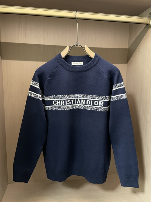 Dior Fashionable Knitted Sweater with Brand Accents