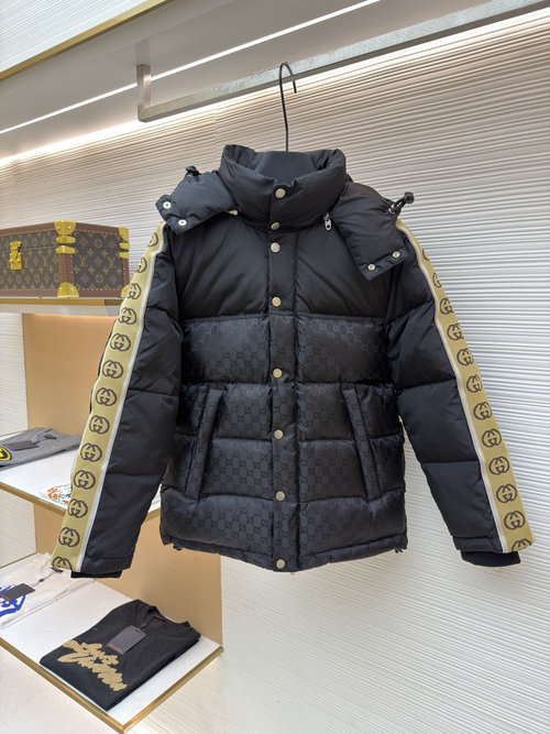 Gucci Genuine Down Jacket with Gucci Pattern and Perfect Fit