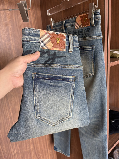 Fendi Soft Jeans with Luxury Leather Waist Tag