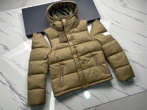 Burberry Detachable Sleeve Down Jacket with Dual Wear