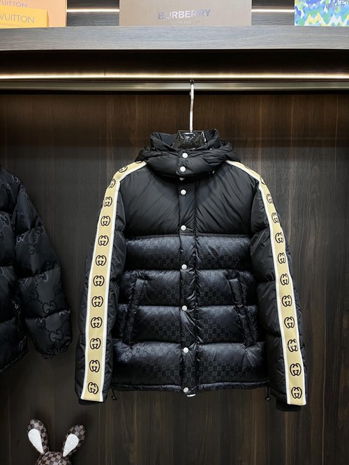Gucci High-Quality Down Jacket with Double G Logo and Reflective Accents