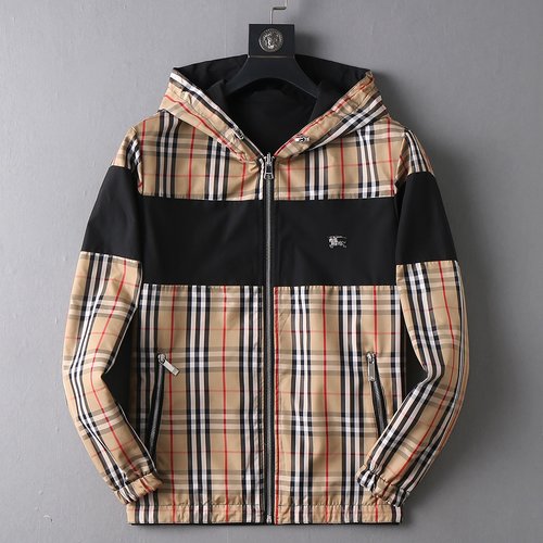 Burberry Pre-sold Jacket with Three Labels and High Comfort