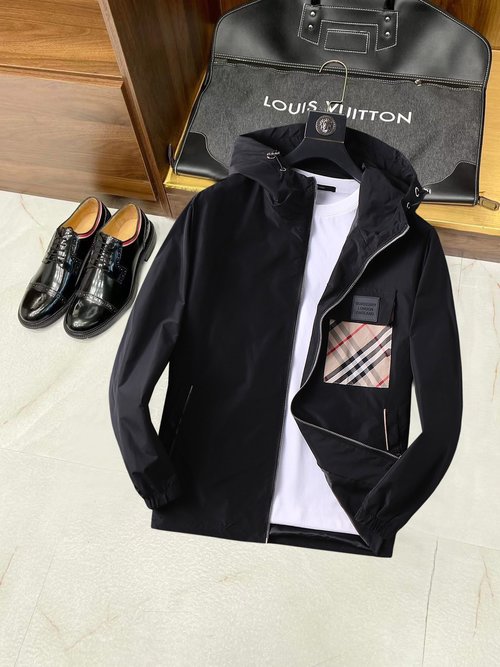 Burberry Pre-sale Jacket with High Comfort and Nice Fit