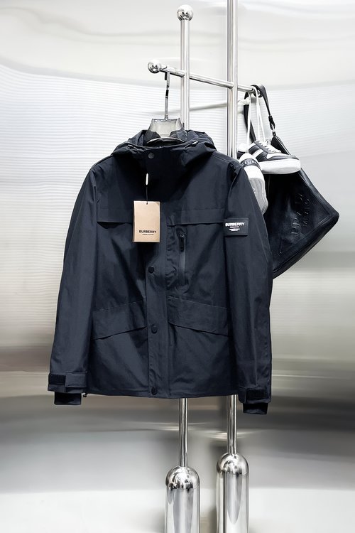 Burberry Exclusive New Jacket: Breathable & Top-quality