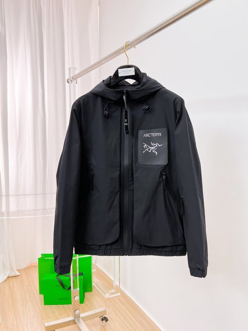 ArcTeryx Pre-sale Comfortable and Well - fitting Jacket