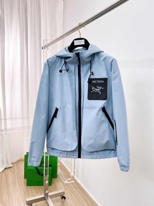 ArcTeryx Pre-sale Comfortable and Well - fitting Jacket