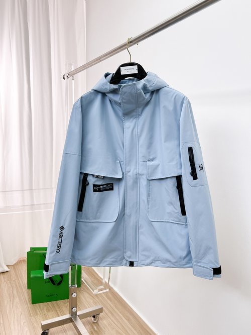 ArcTeryx Pre-sale Comfortable and Well - fitting Jacket