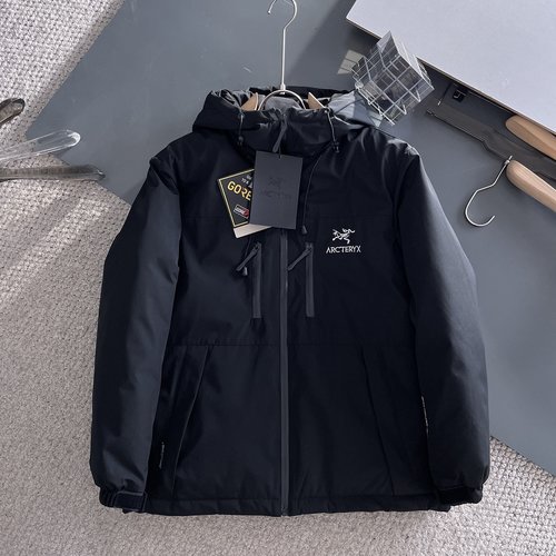 ArcTeryx Premium 90% Down Jacket with Logo and Color Block