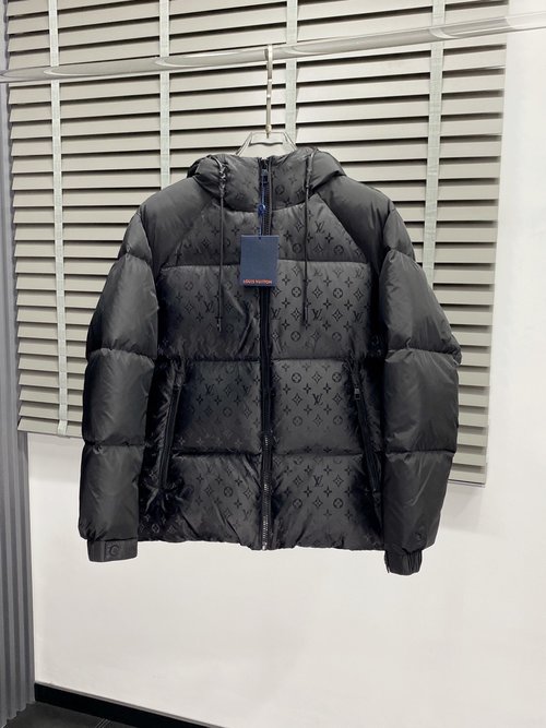 Louis Vuitton Luxury Down Jacket Featuring Classic Logo and Excellent Insulation