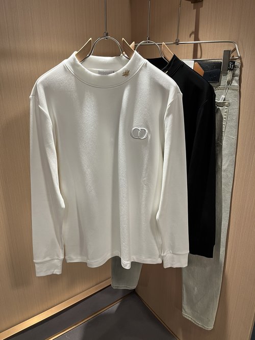 Dior Timeless Cotton Long Sleeve Tee Featuring Logo Stitch