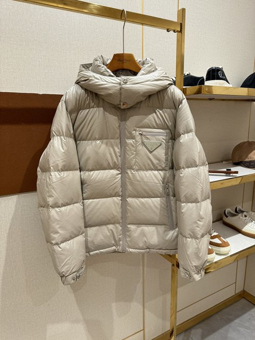 Prada High - end Down Jacket with 90% Down and Logo