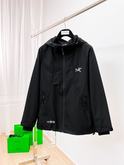 ArcTeryx High - Quality Jacket with Three Labels, Breathable and Comfortable