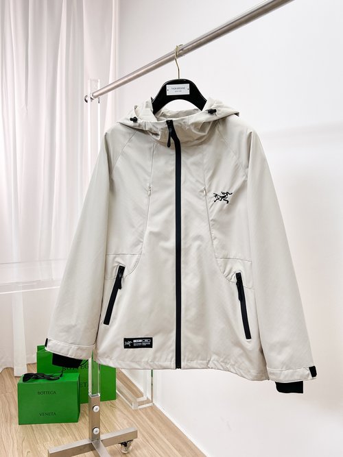 ArcTeryx Early - Released Jacket with High Comfort Level