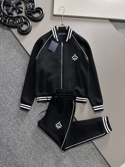 Louis Vuitton Comfortable Fashionable Leisure Suit