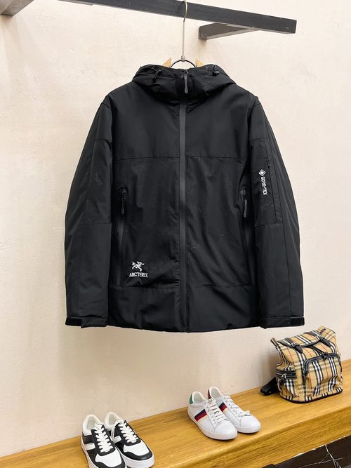 ArcTeryx Authentic 90% Down Jacket with Stylish Design