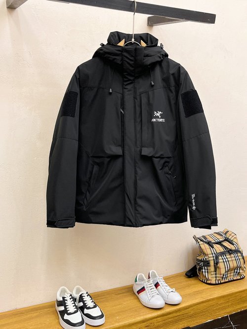 ArcTeryx Premium 90 Down Jacket with Classic Logo