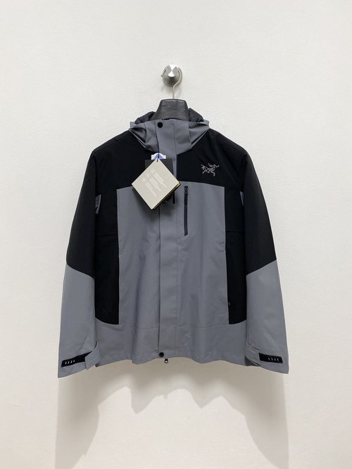 ArcTeryx Detachable Down Jacket with a Classic Logo