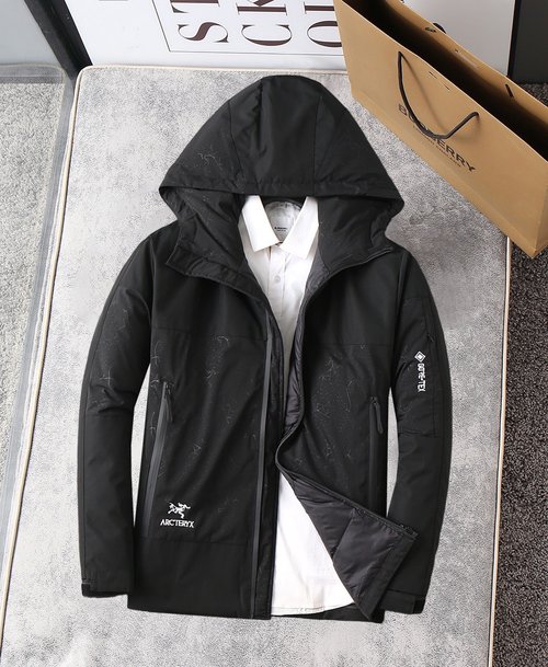 ArcTeryx Exclusive Down Jacket with Classic Design and Superior Warmth