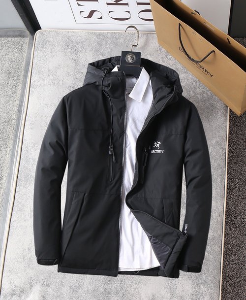 ArcTeryx Premium Down Jacket with 90% Down and Classic Logo