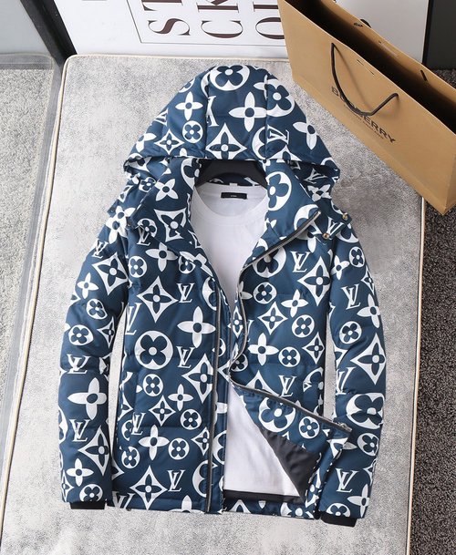 Louis Vuitton Premium Down Jacket Filled with 90% Down, Featuring Classic Logo and Color