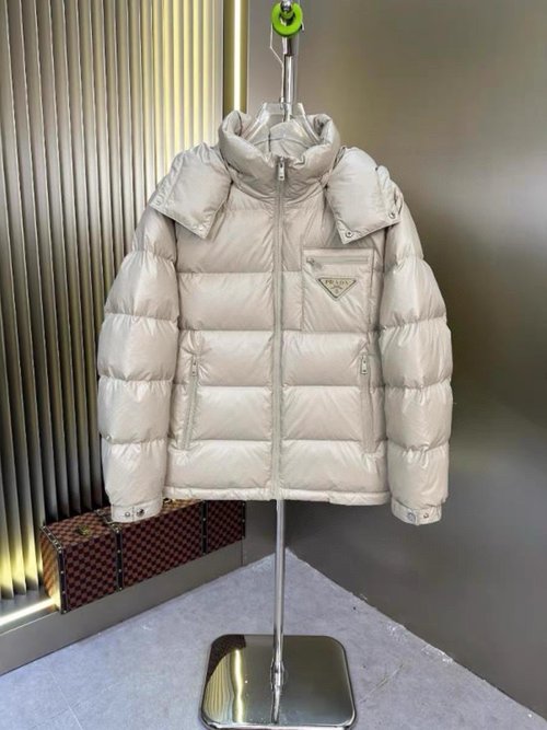 Prada High - end 90 - down Jacket with Logo and Color Blocks